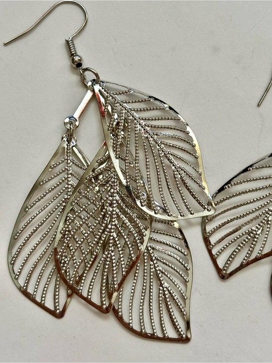Jewelry - Premiere Design firm price Filigree Dangle Earrings - firm price